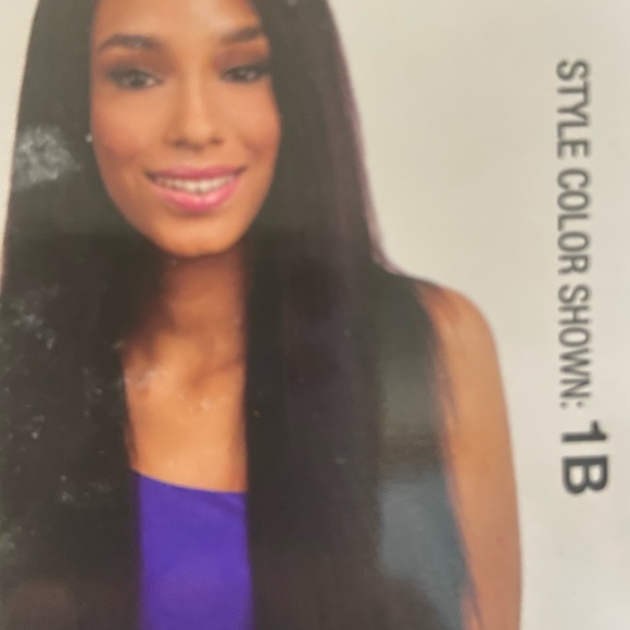 26”100% Remy natural texture wig. Never worn - Picture 4 of 6